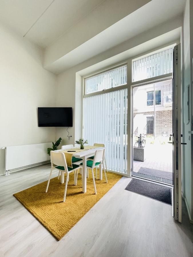 Aday - Harbor Groundfloor Own Entrance - Studio Aalborg Bagian luar foto