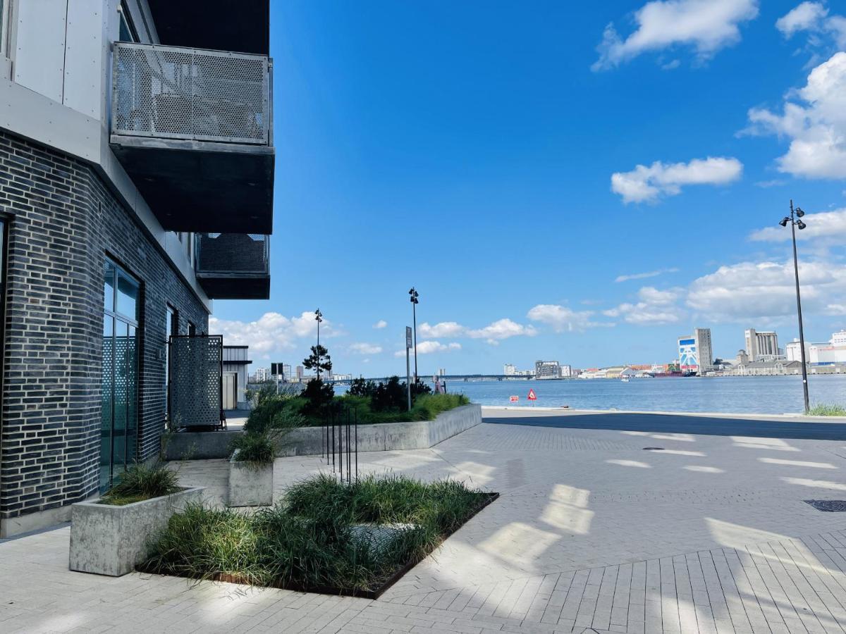 Aday - Harbor Groundfloor Own Entrance - Studio Aalborg Bagian luar foto
